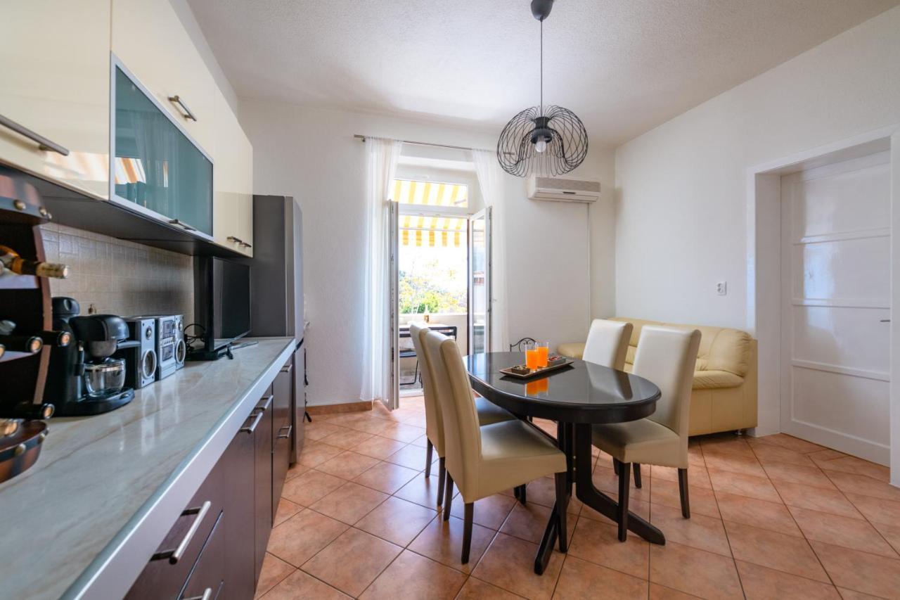 Apartment Dobric Koromačno المظهر الخارجي الصورة
