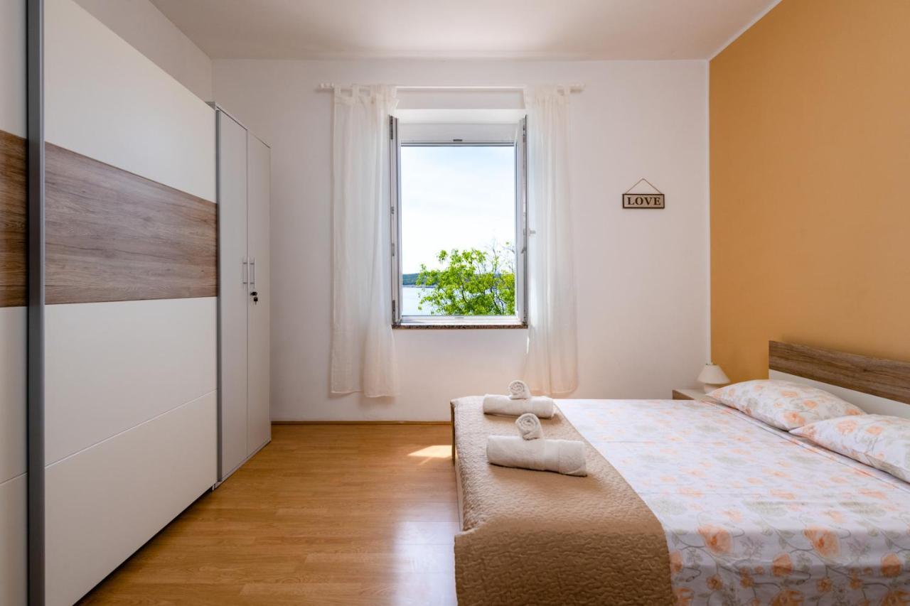 Apartment Dobric Koromačno المظهر الخارجي الصورة