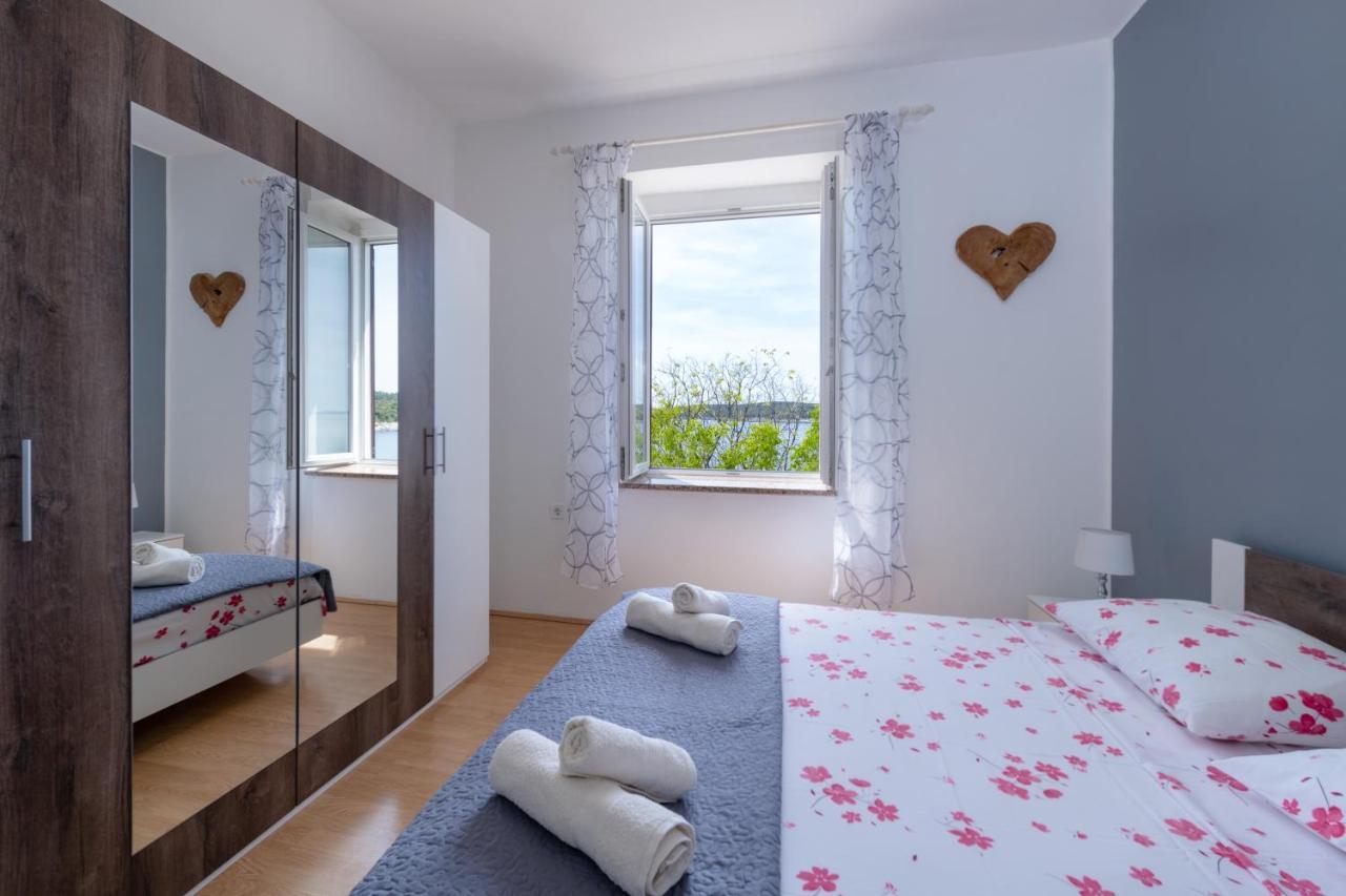 Apartment Dobric Koromačno المظهر الخارجي الصورة