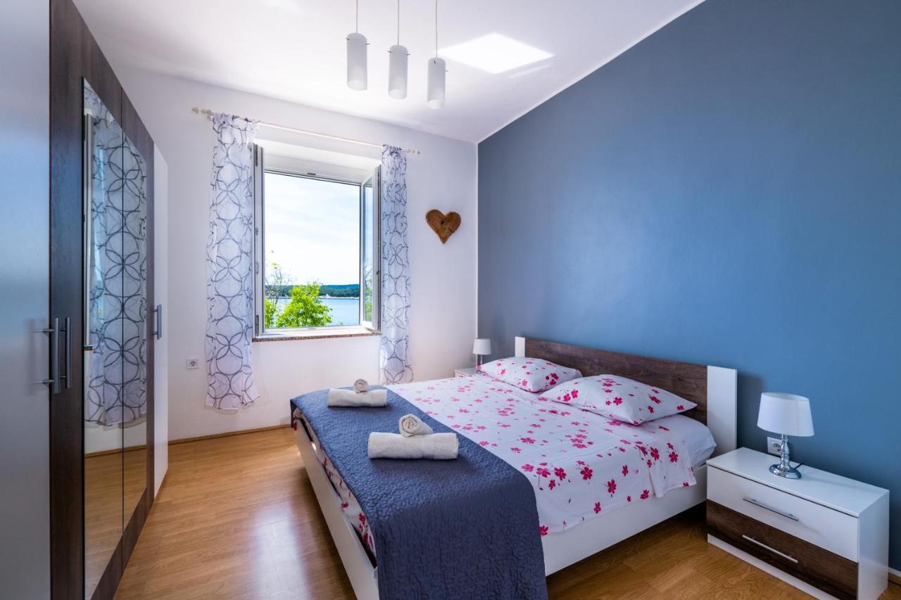 Apartment Dobric Koromačno المظهر الخارجي الصورة