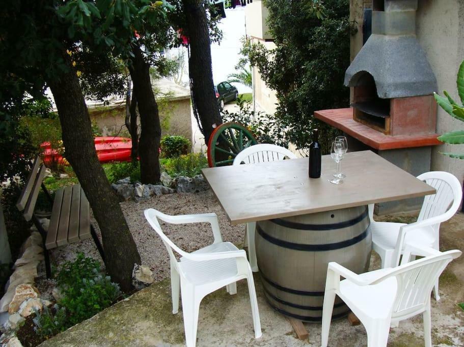 Apartment Dobric Koromačno المظهر الخارجي الصورة